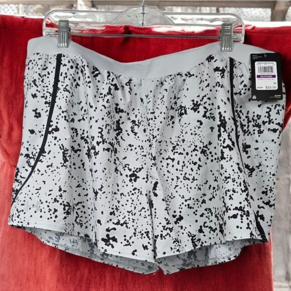 Women's UA Mileage 3.0 Shorts NWT Black/White Speckle Running Lined Quick Dry - Picture 6 of 16